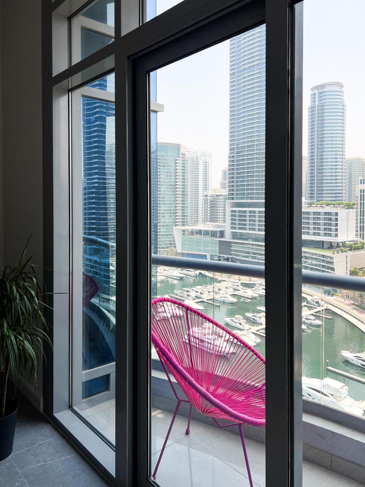 Favdubai Presents Cozy 2br Just A Few Steps To Jbr & Bla Bla With Amazing Marina Yachts View, Pool & Gym & Parking Housekeeping Service Upon Request Enjoy The Part Of Apartment *