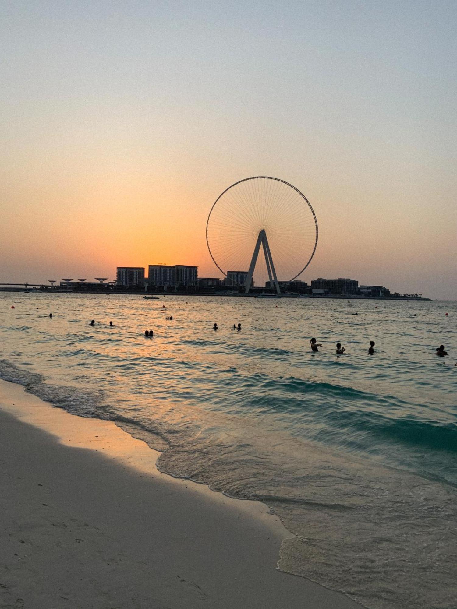 Favdubai Presents Cozy 2br Just A Few Steps To Jbr & Bla Bla With Amazing Marina Yachts View, Pool & Gym & Parking Housekeeping Service Upon Request Enjoy The Part Of *