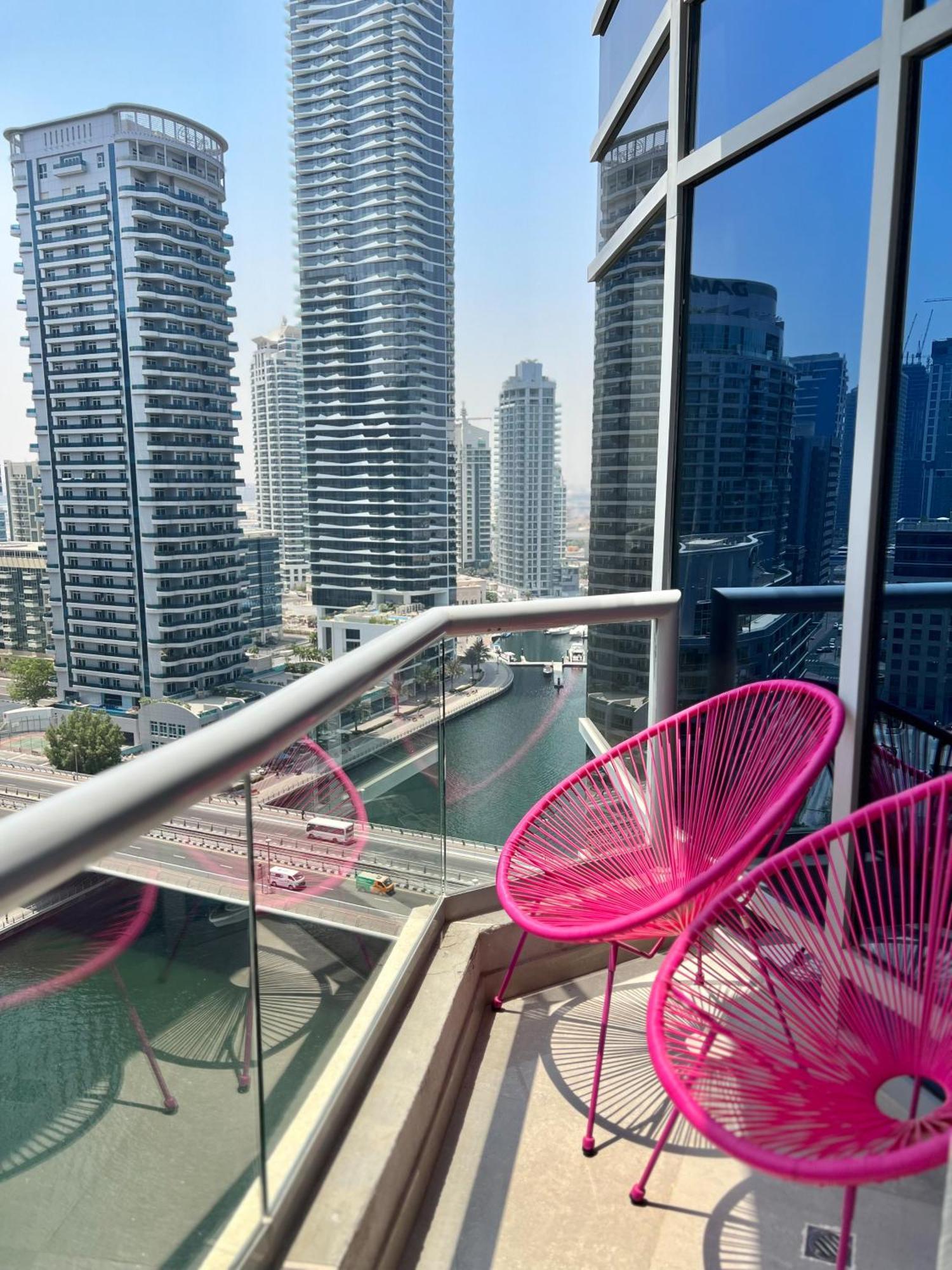 Apartment Favdubai Presents Cozy 2br Just A Few Steps To Jbr & Bla Bla With Amazing Marina Yachts View, Pool & Gym & Parking Housekeeping Service Upon Request Enjoy The Part Of *